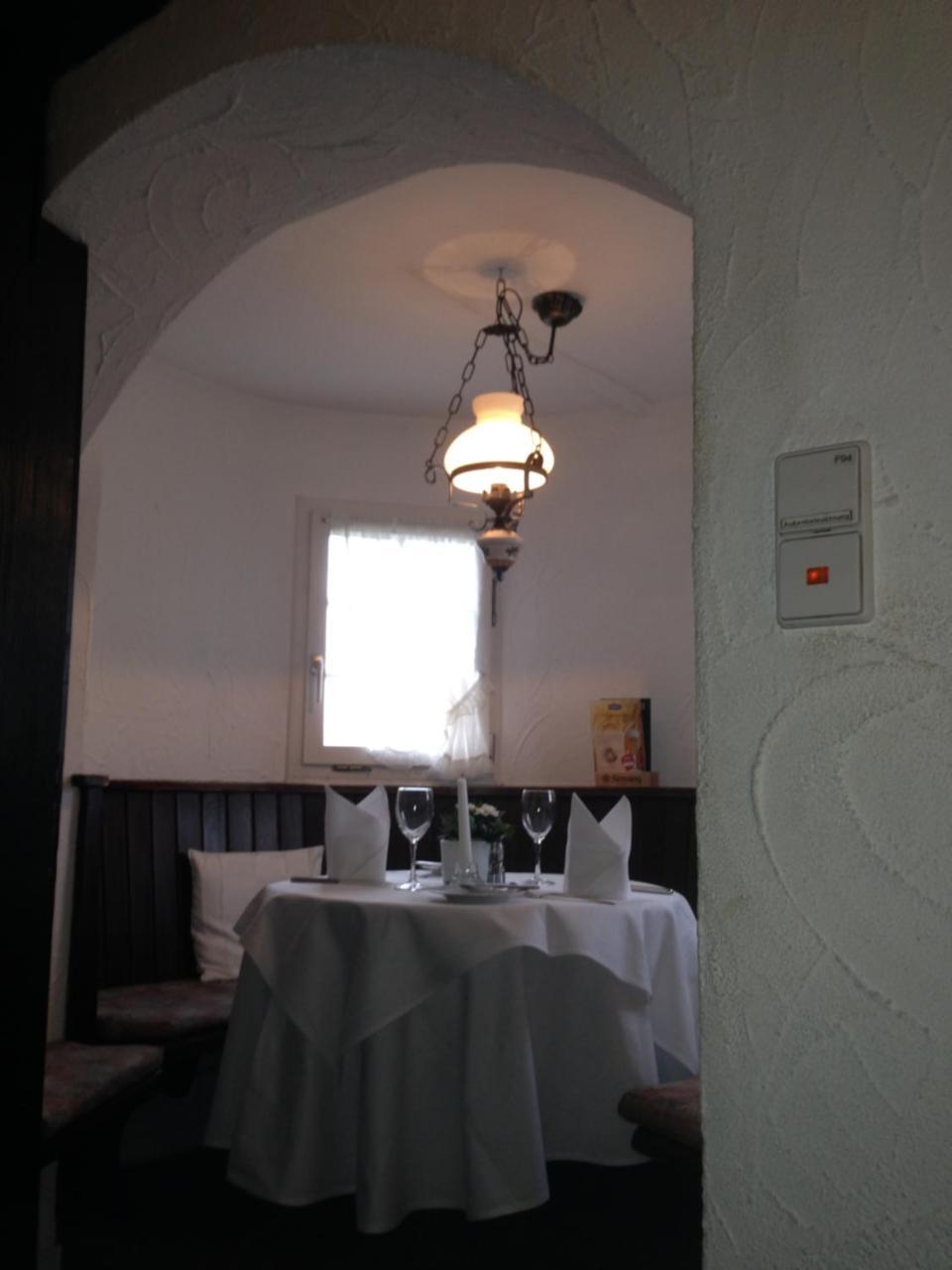 Hotel/Restaurant Nicolai Torkel كونستانز المظهر الخارجي الصورة